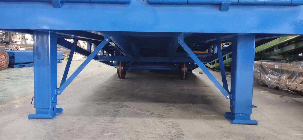 Value Industrial Mobile Loading Dock Ramp - 20 Tons capacity